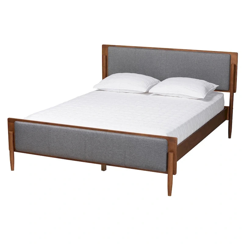 Lit plateforme en tissu gris et bois de noyer cendré de style Mid-Century Modern